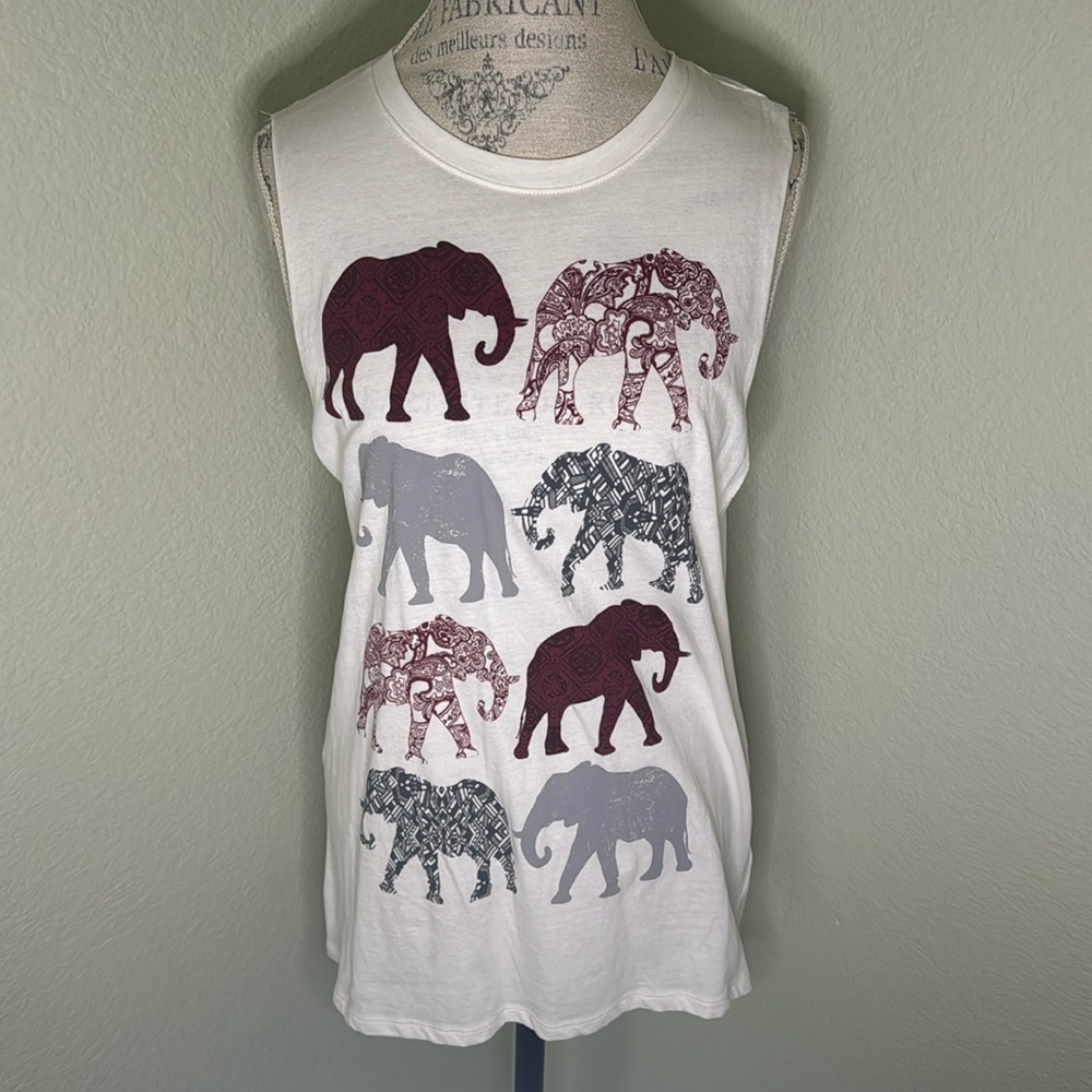 Forever 21 Elephant Print Sleeveless Top